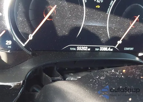 2018 BMW 540I xDrive z USA, uszkodzony, nr VIN WBAJE7C53JWD53028